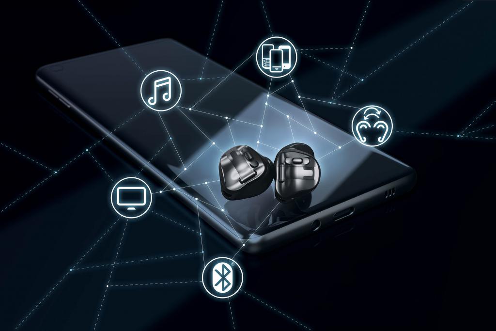 Phonak unveils Virto Black at CES: a fully-connected hearing aid shaped like a hearable