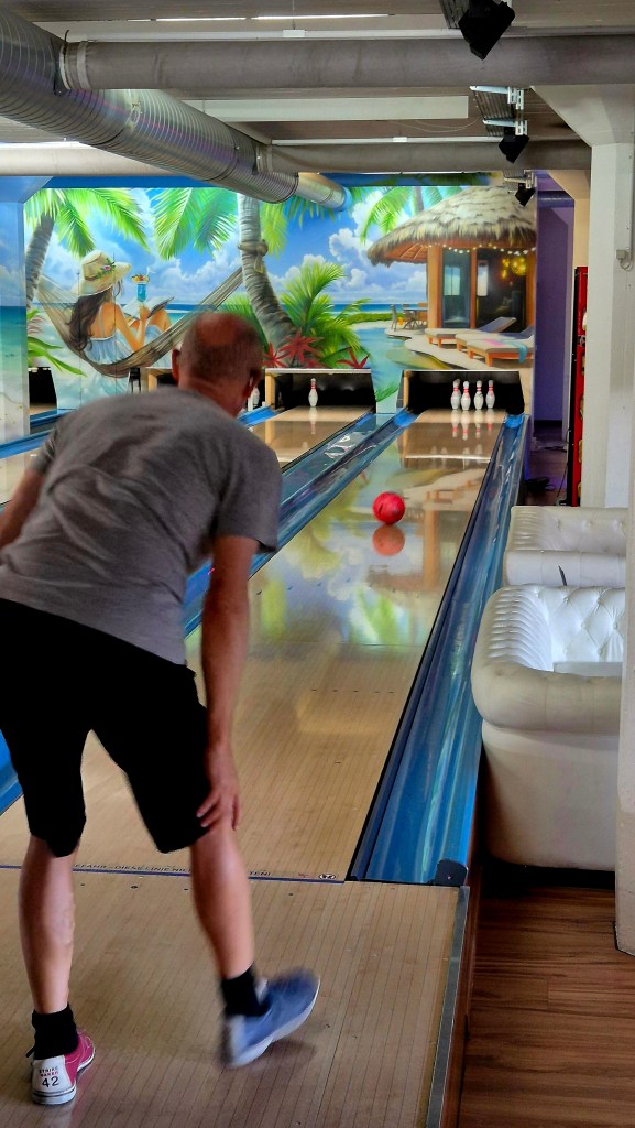 Sonova Berufsbildung: Einführungswoche 2026 - Funday (Spiel und Spass im Bowlingcenter)